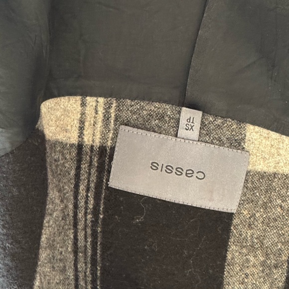 Cassis Plaid Blazer - Picture 4 of 5